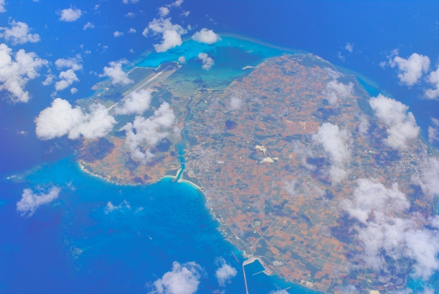 上空から観た伊良部島